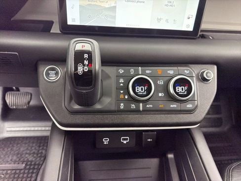 Used 2020 Land Rover Defender 110 HSE image 15