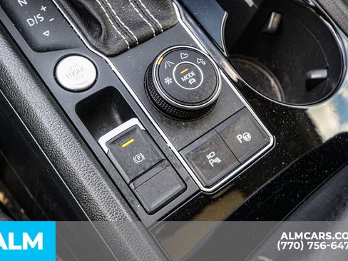 Used 2023 Volkswagen Atlas SEL Premium image 54