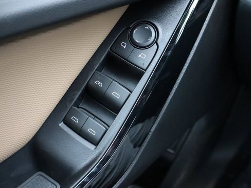 New 2026 Chevrolet Equinox ACTIV image 18