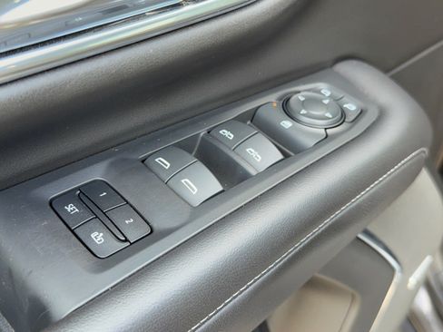 Used 2021 Chevrolet Tahoe LT RWD image 15
