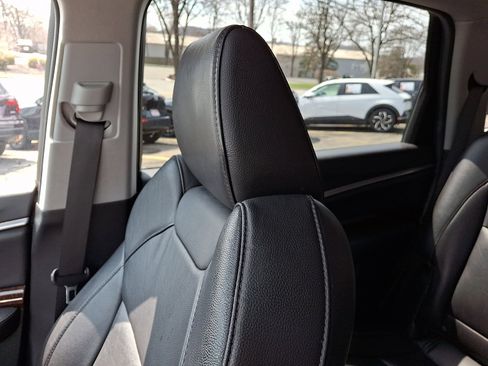 Used 2019 Acura MDX SH-AWD image 17