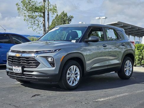 Used 2024 Chevrolet TrailBlazer LS image 6