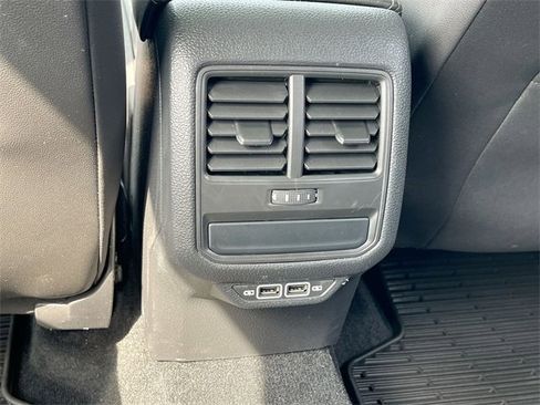 Used 2020 Volkswagen Passat 2.0T R-Line image 21