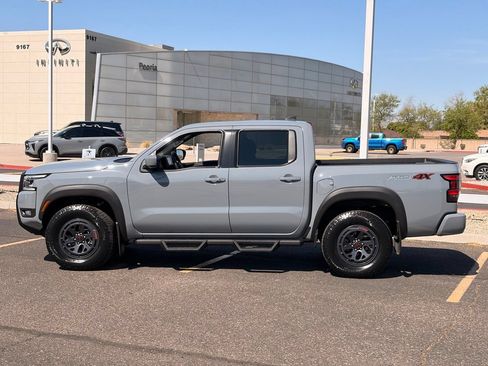 Certified 2025 Nissan Frontier PRO-4X AWD/4WD image 3