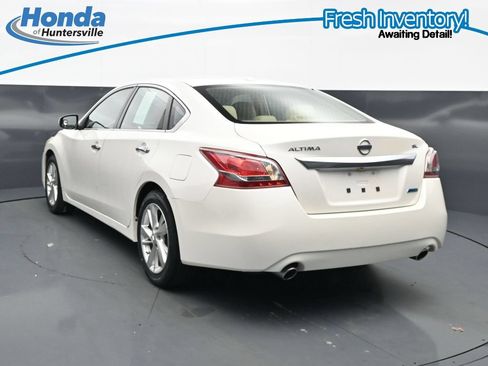 Used 2013 Nissan Altima 2.5 SL FWD image 7
