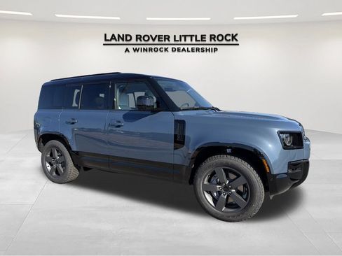 New 2026 Land Rover Defender 110 X-Dynamic SE AWD/4WD image 3
