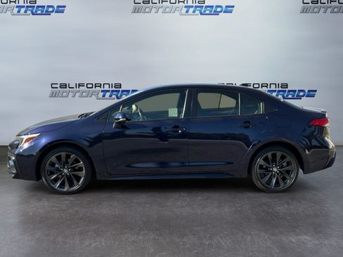 Used 2024 Toyota Corolla SE w/ SE Package FWD image 8