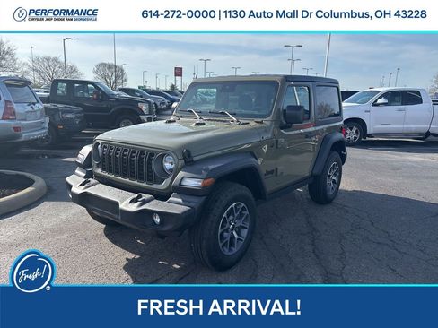 Used 2025 Jeep Wrangler Sport S image 8