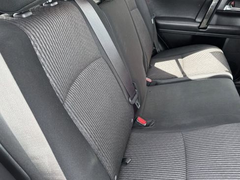 Used 2019 Toyota 4Runner TRD Off-Road AWD/4WD image 27
