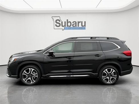 New 2025 Subaru Ascent Limited image 4