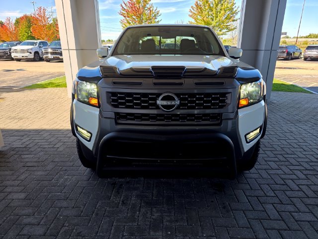 Used 2025 Nissan Frontier SV w/ SV Convenience Package AWD/4WD image 7