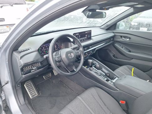 Used 2025 Honda Accord Sport image 5