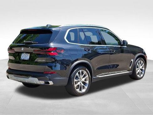 Used 2026 BMW X5 xDrive40i AWD/4WD image 6