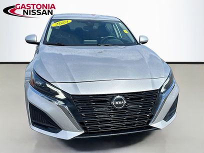 Used 2023 Nissan Altima 2.5 SV