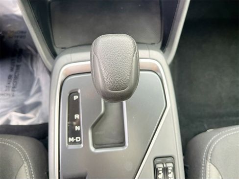 Used 2025 Subaru Crosstrek 2.0i Premium image 16