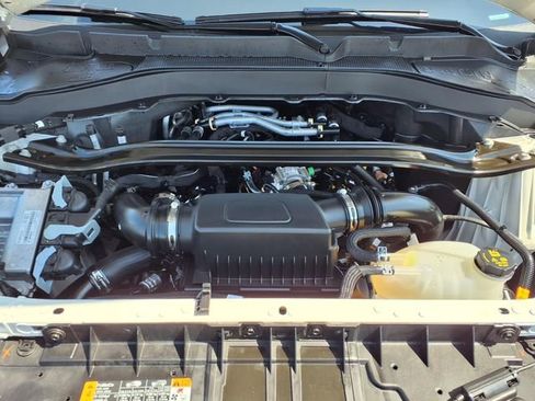 Used 2025 Ford Explorer Platinum w/ Ultimate Package RWD image 3