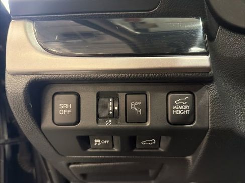 Used 2018 Subaru Forester 2.5i Limited image 21