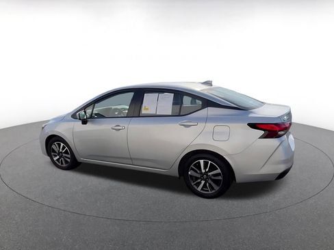 Used 2025 Nissan Versa SV FWD image 10