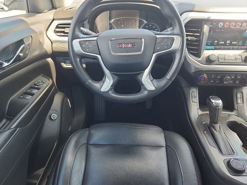 Used 2019 GMC Acadia SLT AWD/4WD image 10