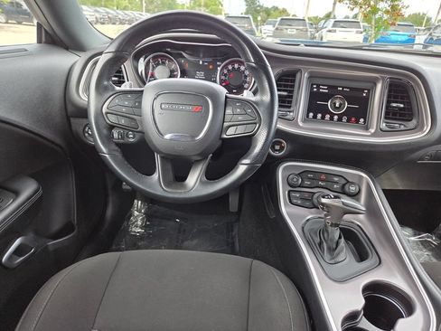 Used 2022 Dodge Challenger GT w/ Driver Convenience Group RWD image 20