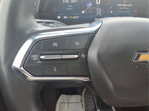 Used 2025 Chevrolet Equinox LT w/ Convenience Package II AWD/4WD image 21