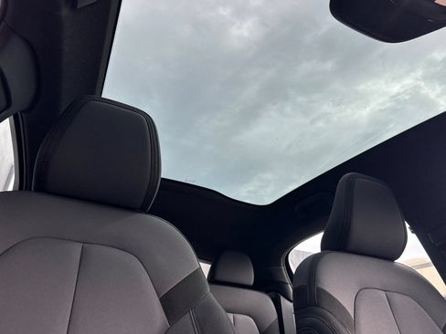 Used 2024 Polestar Polestar 2 AWD/4WD image 18