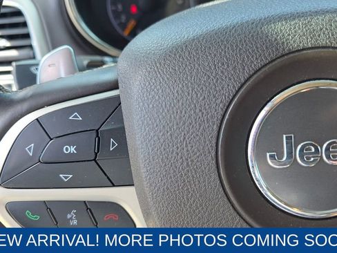 Used 2017 Jeep Grand Cherokee Overland image 16