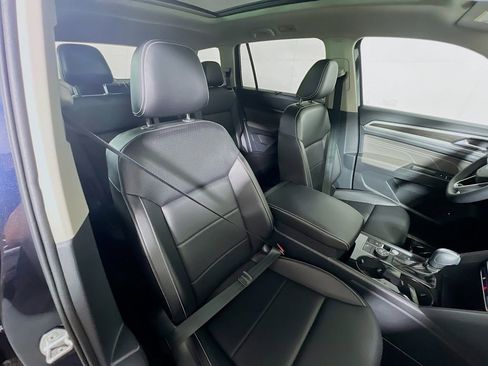 Used 2023 Volkswagen Atlas SE w/ Panoramic Sunroof Package AWD/4WD image 25