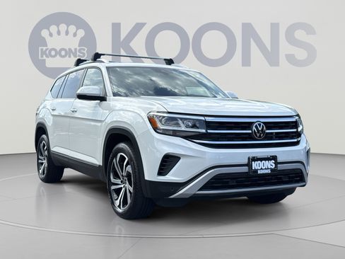 Used 2023 Volkswagen Atlas SEL AWD/4WD image 10