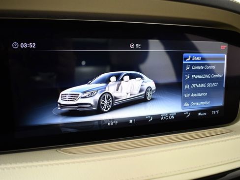 Used 2018 Mercedes-Benz S 560 Sedan image 38