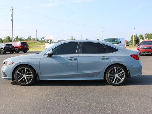 Used 2024 Honda Civic Touring image 6