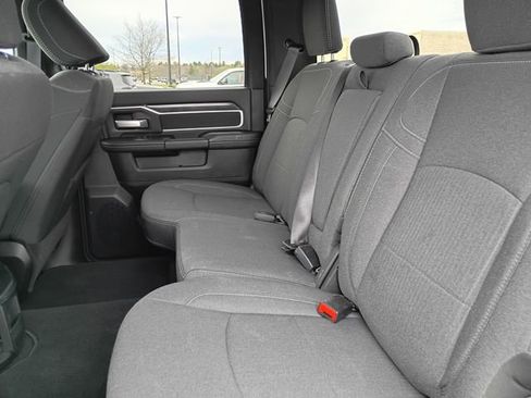 Used 2024 RAM 2500 Big Horn w/ Night Edition AWD/4WD image 25