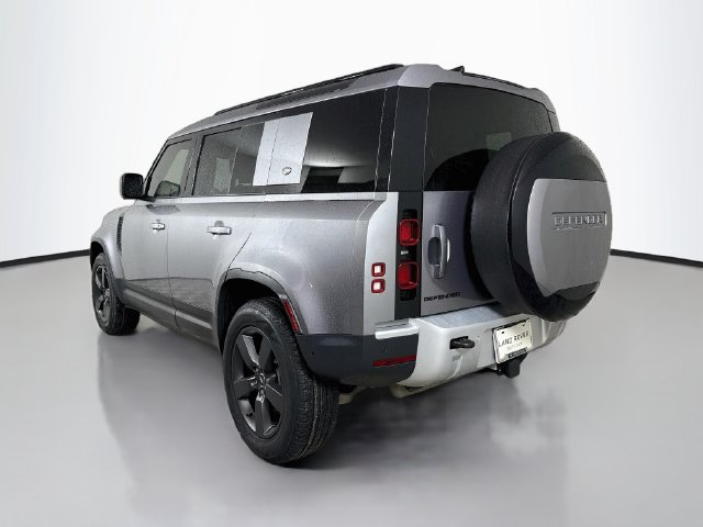 Certified 2024 Land Rover Defender 110 S AWD/4WD image 7