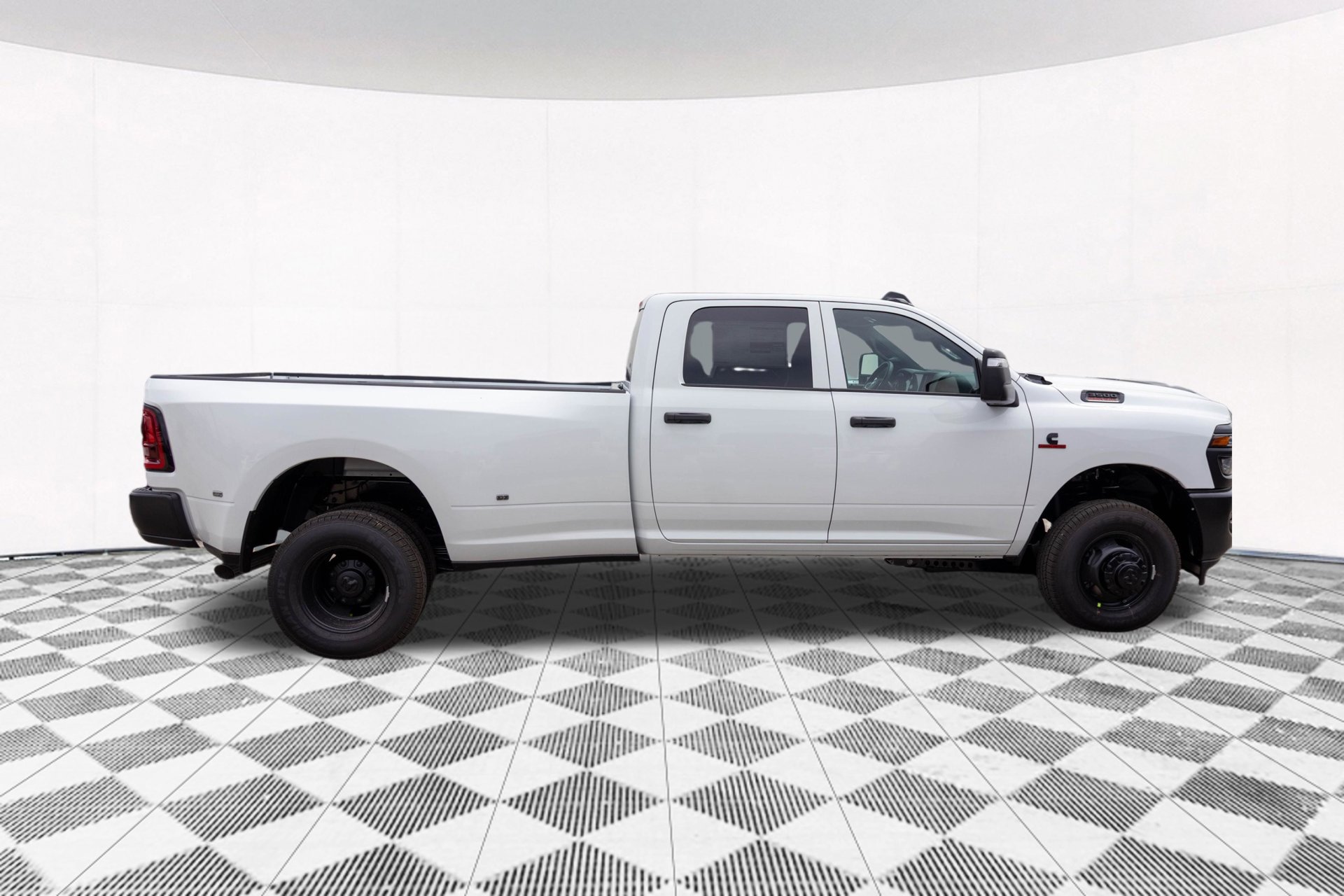 New 2027 RAM 3500 Tradesman AWD/4WD image 10