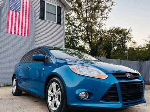 Used 2012 Ford Focus SE image 4
