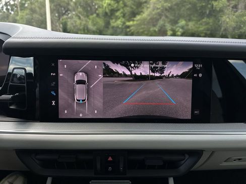 New 2025 Porsche Cayenne image 21