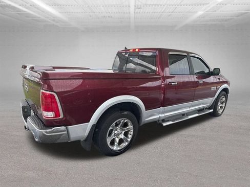 Used 2017 RAM 1500 Laramie RWD image 4