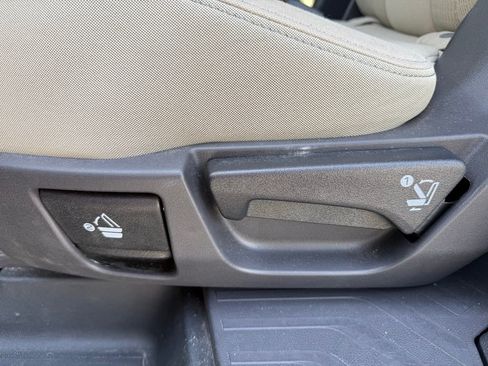 Certified 2025 Subaru Ascent Premium AWD/4WD image 26
