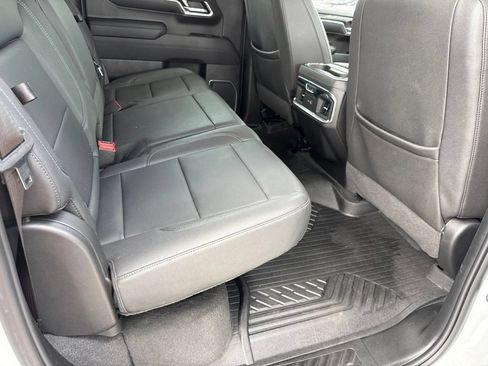 Used 2024 Chevrolet Silverado 1500 LTZ AWD/4WD image 25