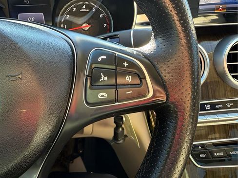 Used 2018 Mercedes-Benz C 300 Sedan w/ Premium Package image 15