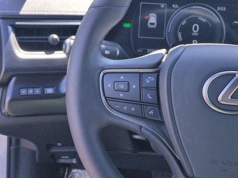 Used 2023 Lexus UX 250h FWD image 18
