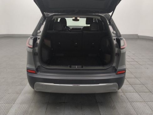 Used 2020 Jeep Cherokee Limited FWD image 29