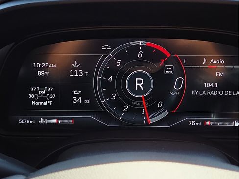 Used 2025 Cadillac CT4 Sport RWD image 18