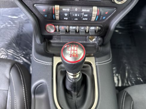 Certified 2020 Ford Mustang Shelby GT350 w/ Technology Package image 7