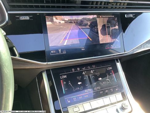 Used 2019 Audi Q8 Premium Plus w/ Premium Plus AWD/4WD image 14