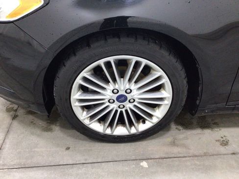 Used 2016 Ford Fusion SE w/ Equipment Group 202A image 8