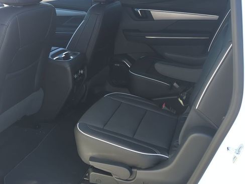 New 2026 Buick Enclave Preferred image 26