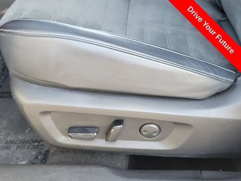 Used 2023 Mitsubishi Outlander SE FWD image 21