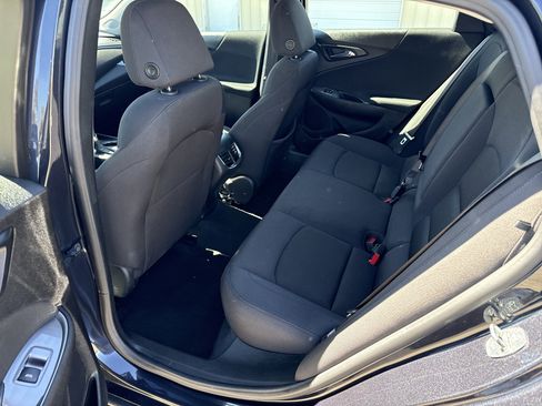 Used 2023 Chevrolet Malibu LT image 16