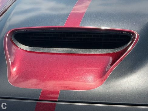 Used 2018 Dodge Challenger SRT Hellcat RWD image 12